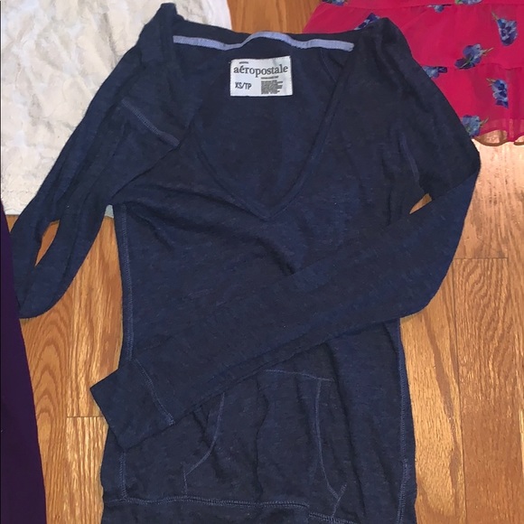 Hollister Abercrombie and Aeropostale bundle XS - Picture 4 of 7